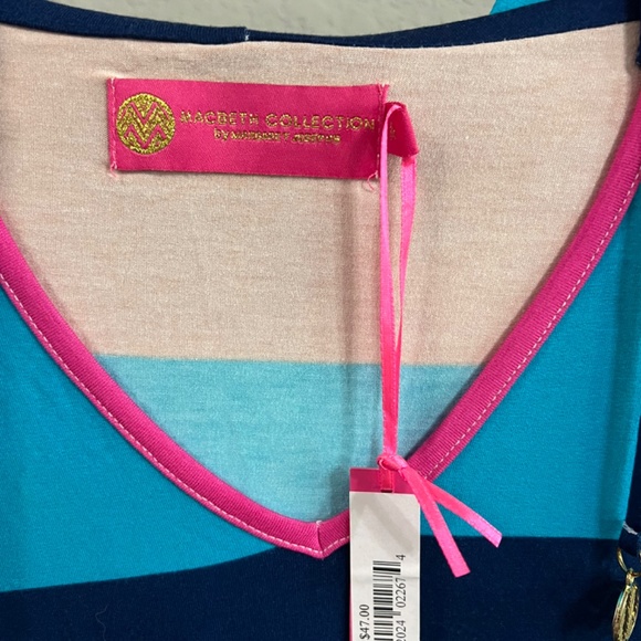 Stripped swim cover with hood - Picture 3 of 3